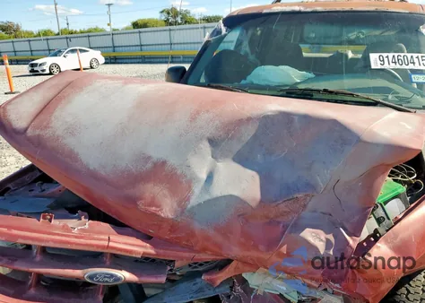 2000 Ford Explorer Xls из США, поврежденный, VIN 1FMZU62X2YZB34018